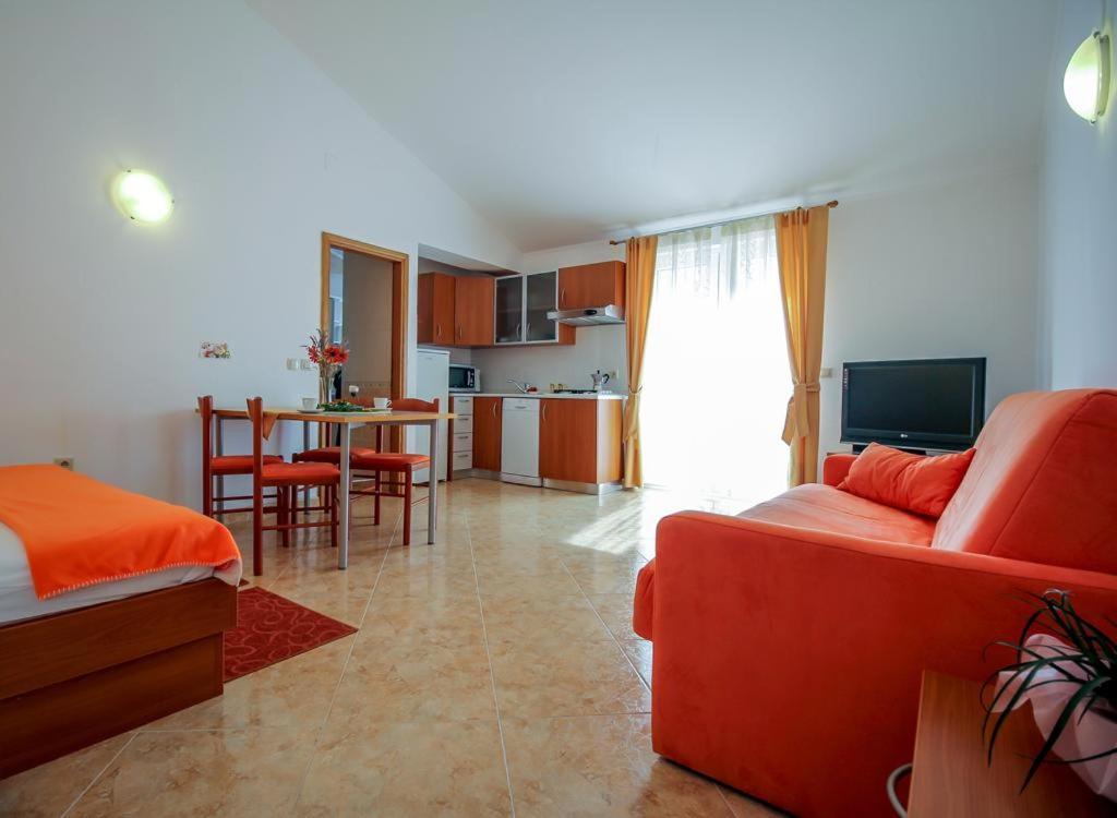 Family Friendly Apartments With A Swimming Pool Nevidjane, Pasman - 18054 Neviđane Esterno foto