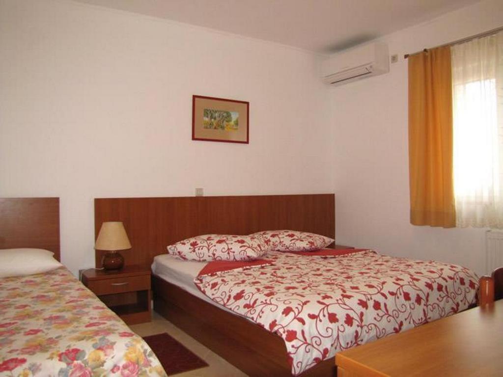 Family Friendly Apartments With A Swimming Pool Nevidjane, Pasman - 18054 Neviđane Esterno foto