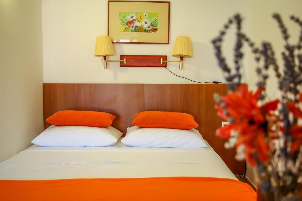 Family Friendly Apartments With A Swimming Pool Nevidjane, Pasman - 18054 Neviđane Esterno foto