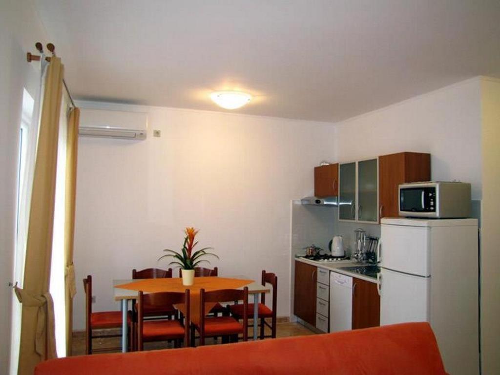 Family Friendly Apartments With A Swimming Pool Nevidjane, Pasman - 18054 Neviđane Esterno foto