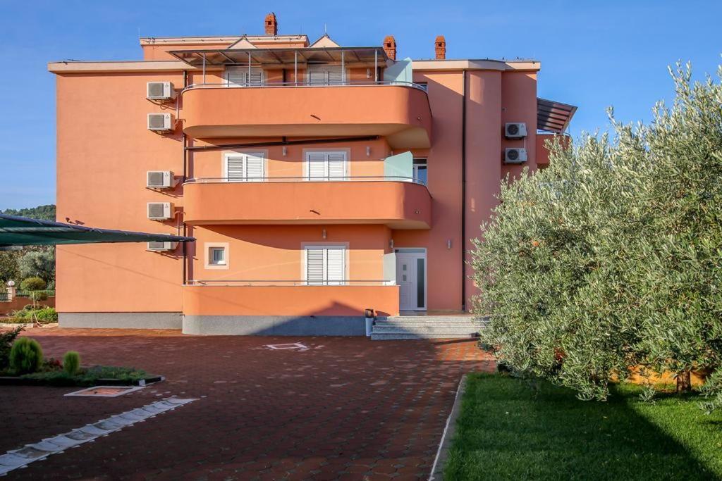 Family Friendly Apartments With A Swimming Pool Nevidjane, Pasman - 18054 Neviđane Esterno foto